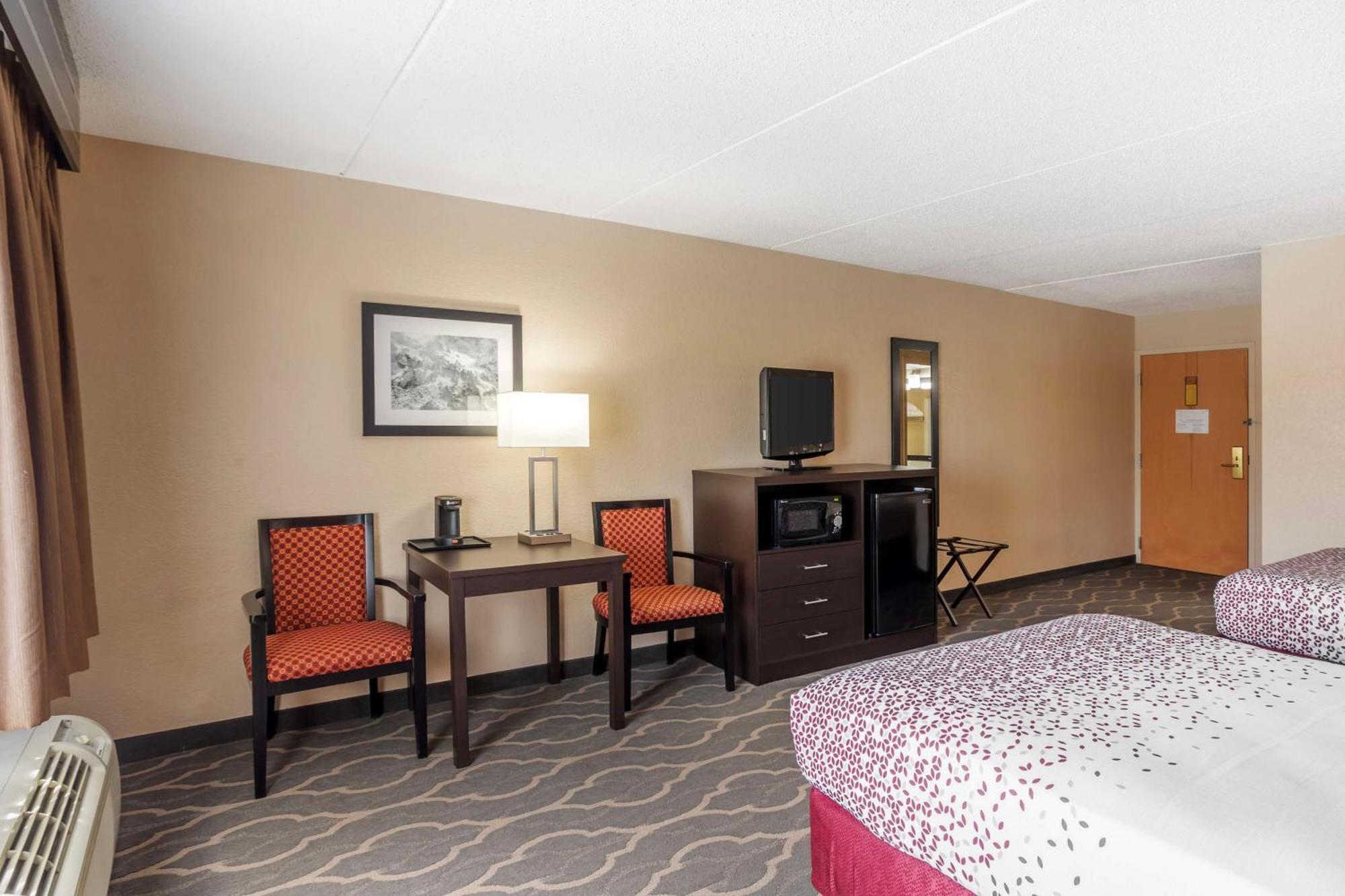 Best Western Inn At Blakeslee-Pocono Εξωτερικό φωτογραφία
