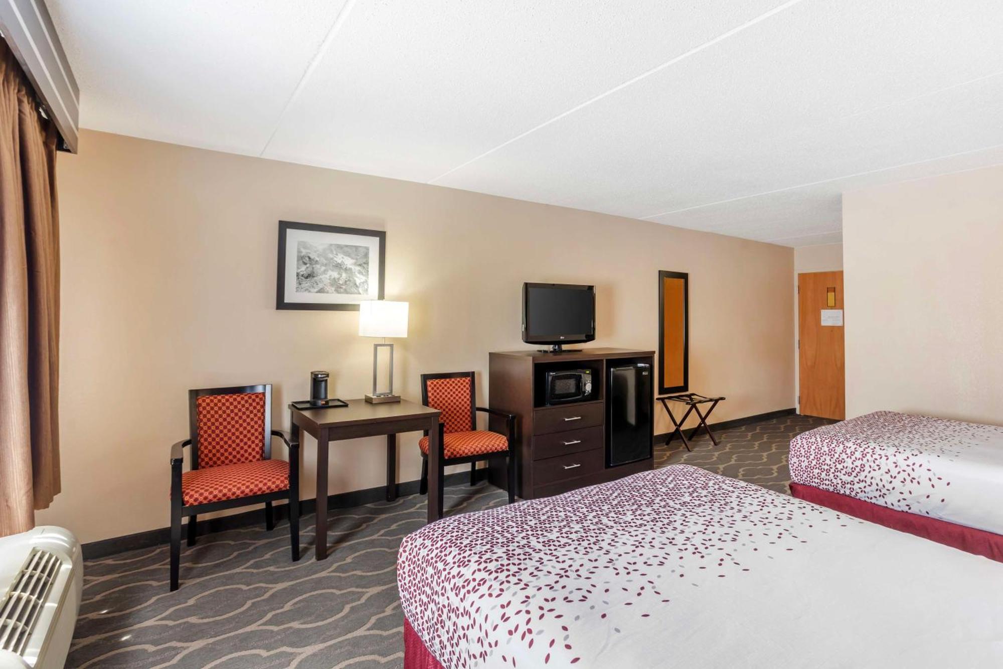 Best Western Inn At Blakeslee-Pocono Εξωτερικό φωτογραφία