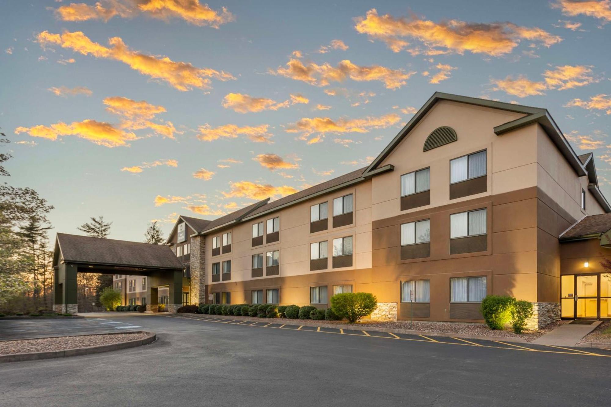 Best Western Inn At Blakeslee-Pocono Εξωτερικό φωτογραφία